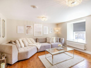 Queen Victoria Suite